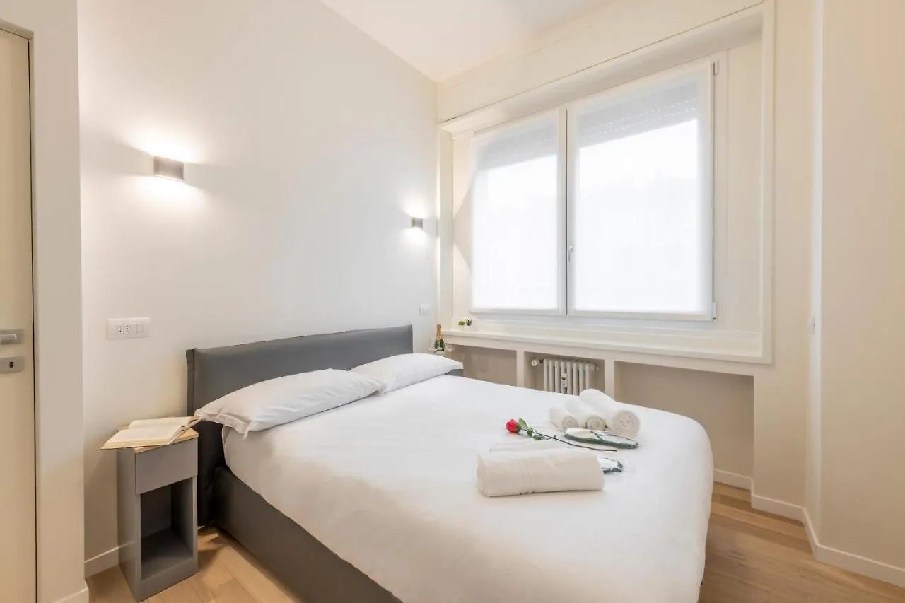 Apartment De Amicis, 25 - Nel Cuore Di Milano